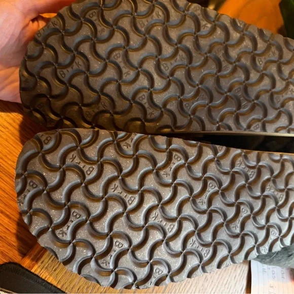 Birkenstock Boston 44 Tan Buckle Clogs - Picture 3 of 3